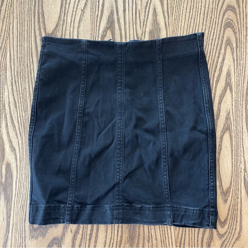 Free People‎ Black Denim Mini Skirt Zipper Back